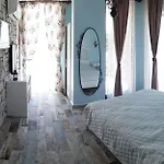 Beyaz Tas Butik 2*