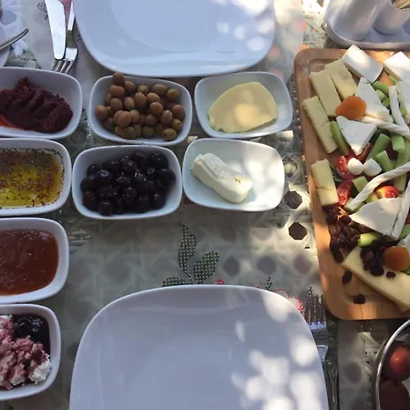Beyaz Tas Butik Hotel 2*