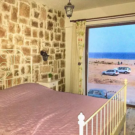 Beyaz Tas Butik מלון 2*