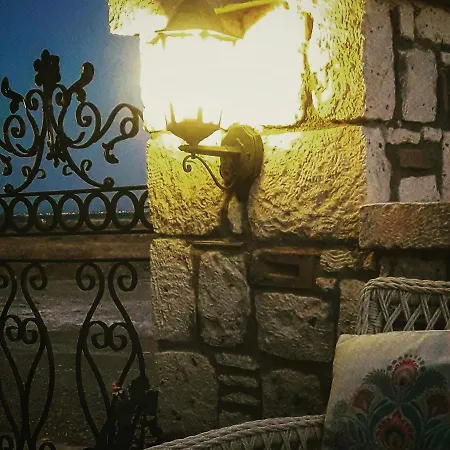 Beyaz Tas Butik מלון