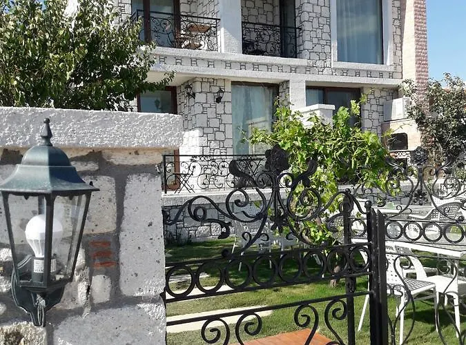 Ξενοδοχείο Beyaz Tas Butik Ayvalı