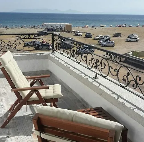 Beyaz Tas Butik Ξενοδοχείο Ayvalı